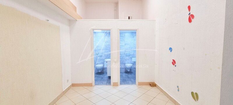 Spatiu comercial stradal Asmita Gardens Splaiul Unirii nr. 168